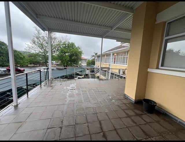 OFFICE FOR SALE IN CLARENDON